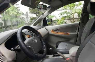 Toyota Innova 2.5 G Diesel automatic trans. 2012