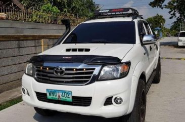 Toyota Hilux G 2014 4x2 Matic FOR SALE