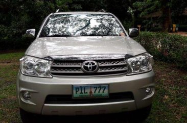2010 Toyota Fortuner G Automatic Gas