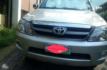 SELLING TOYOTA Fortuner 2008