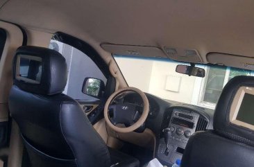 SELLING HYUNDAI Starex 2008 model