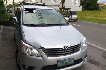 2012mdl Toyota Innova J manual gasoline