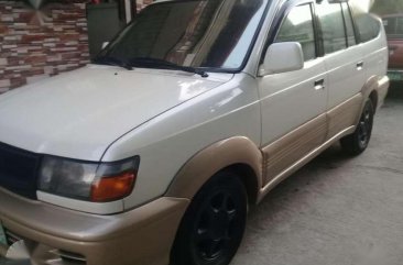 Toyota Revo Glx 2000 White For Sale 