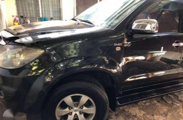 Toyota Fortuner G automatic diesel -2007model