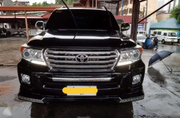 2015 Toyota Land Cruiser VX V8  automatic diesel engine