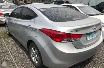 2013 Hyundai Elantra 16 6 Speed MT Guaranteed Like New