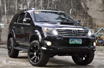 2013 Toyota Fortuner G AT 28t kms only