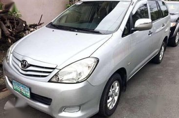 2011 Toyota Innova E  - Like new