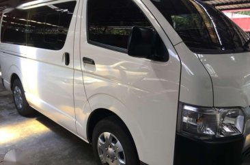 TOYOTA Hiace 3.0 Commuter 2018 Manual White