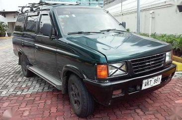 ISUZU Hilander CROSSWIND 2000 183k Negotiable