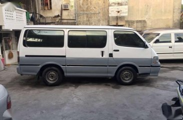 For sale! Toyota Hiace commuter van 1997 model local