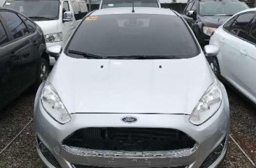 2017 Ford Fiesta Titanium 10 eco boost 6 Speed AT