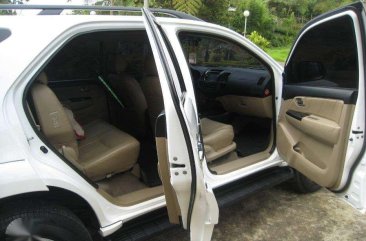 RUSH SALE !!! 2014 Toyota Fortuner V 4X2