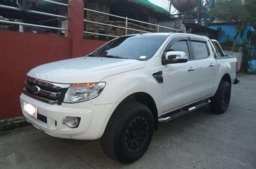 SELLING Ford Ranger 2014