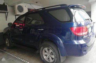 Toyota Fortuner 4x4 at V FOR SALE