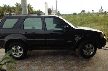 For Sale Ford Escape 2005 model AT