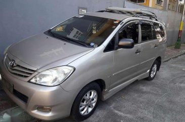 SELLING T oyota Innova e 2011 manual