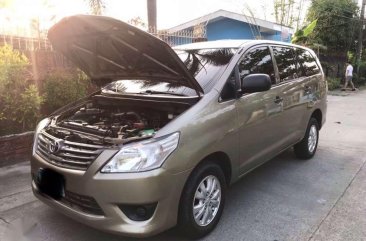 FOR SALE: Toyota Innova Innova 2.0 E vvti 2013