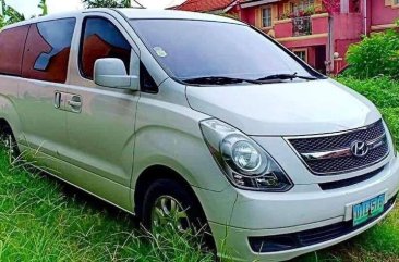 Selling Hyundai Starex TCI 2012mdl Manual Trans 2012