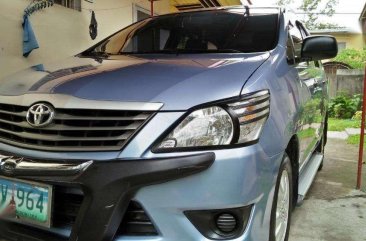 Toyota Innova 2012 E 2.0 vvti Manual trans 5 speed