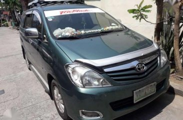 Toyota Innova G manual diesel 2010 FOR SALE