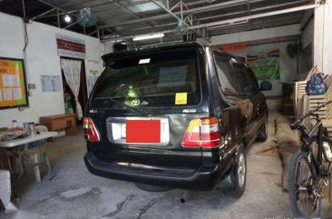 SELLING Toyota Revo diesel 2004