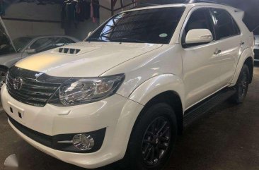 2016 Toyota Fortuner 2.5 V Automatic Pearl White Edition