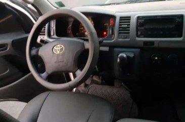 2008 Toyota Hiace Commuter MT FOR SALE