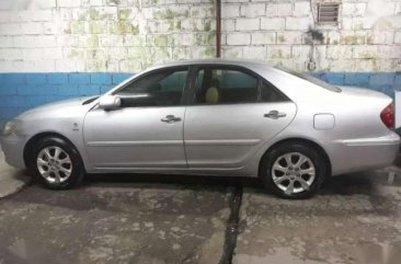 SELLING TOYOTA Camry 2004