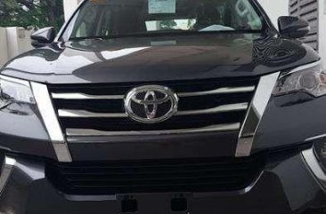 TOYOTA Fortuner 24G AT DSL 2018 FOR SALE