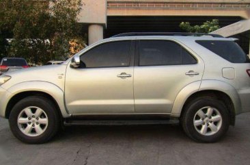 2010 Toyota Fortuner 4X2 2.5 G DSL AT for sale 