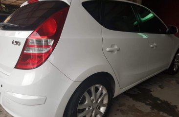 Hyundai I30 2009 Gasoline Automatic White for sale