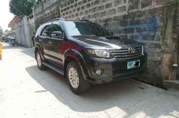 Toyota Fortuner G 2013 VNT Automatic casa maintained