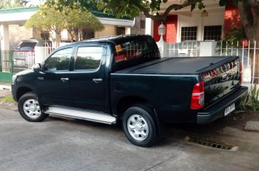 Almost brand new Toyota Hilux Diesel 2015