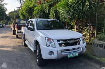 Isuzuzu DMax LS 2012 rush sale