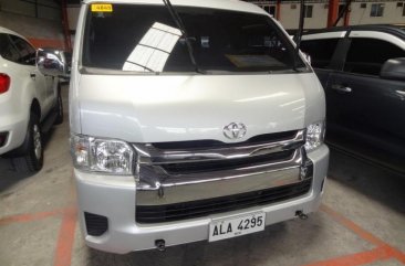 Almost brand new Toyota Hiace Diesel 2015