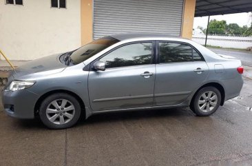 Toyota Corolla Altis 2010 Gasoline Automatic Silver