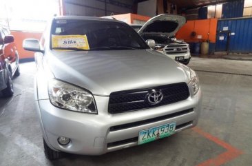 Almost brand new Toyota Rav4 Gasoline 2007