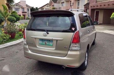 RUSH SALE - Toyota Innova 2012 E - AUTOMATIC