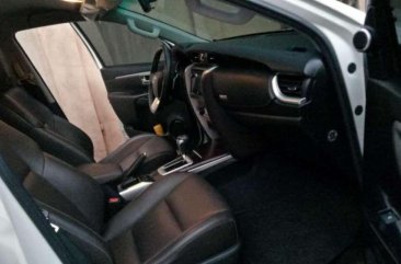 SELLING TOYOTA Fortuner V 2016
