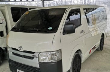 Toyota Hiace 2015 P685,000 for sale