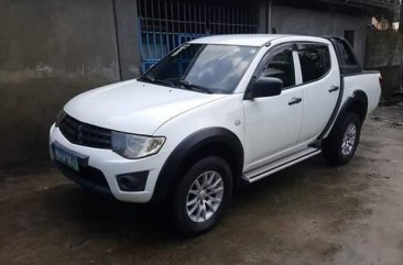 2012 Mitsubishi Strada Manual Diesel well maintained