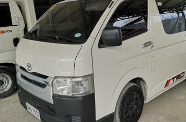 Toyota Hiace 2015 P685,000 for sale