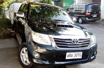 Almost brand new Toyota Hilux Diesel 2015