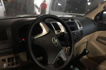 2014 Toyota Hilux 4x4 MT DSL FOR SALE