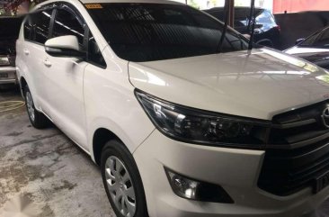 TOYOTA Innova 2.8 J 2017 Manual White