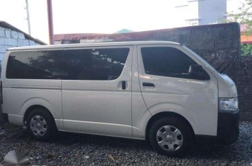 2018 Toyota Hiace 3.0 Commuter Manual White Intercooler