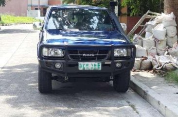 For sale Isuzu Fuego 2002