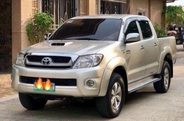 2011 Toyota Hilux G 3.0 4x4 AT FOR SALE