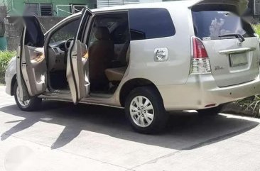 2009  Fresh TOYOTA Innova "g" Diesel Matic FOR SALE